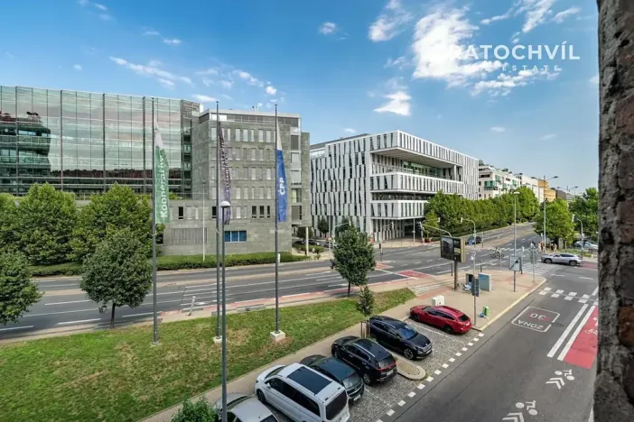 Pronájem bytu 3+kk, Praha - Karlín, U nádražní lávky, 101 m2