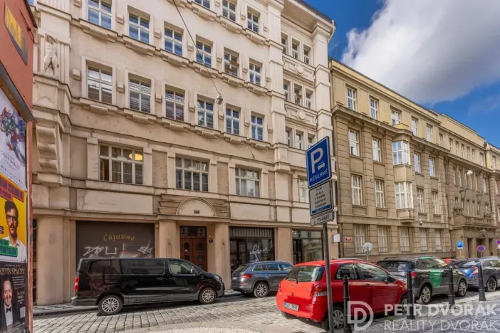 Prodej bytu 3+kk, Praha - Nové Město, Růžová, 74 m2