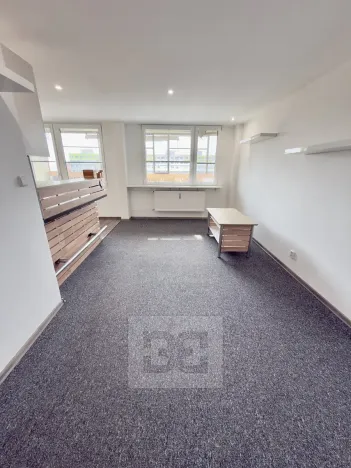 Pronájem bytu 3+kk, Kladno, Italská, 61 m2