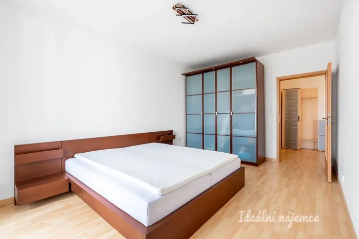 Pronájem bytu 2+kk, Praha - Hostivař, Přeštická, 61 m2