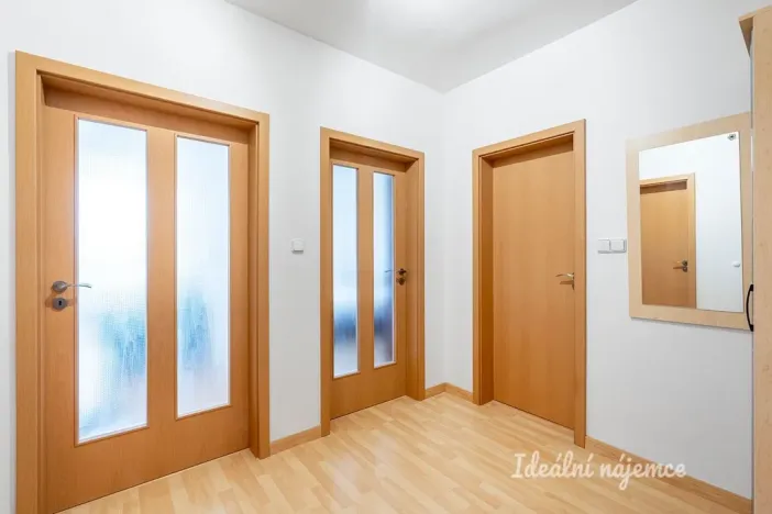 Pronájem bytu 2+kk, Praha - Hostivař, Přeštická, 61 m2