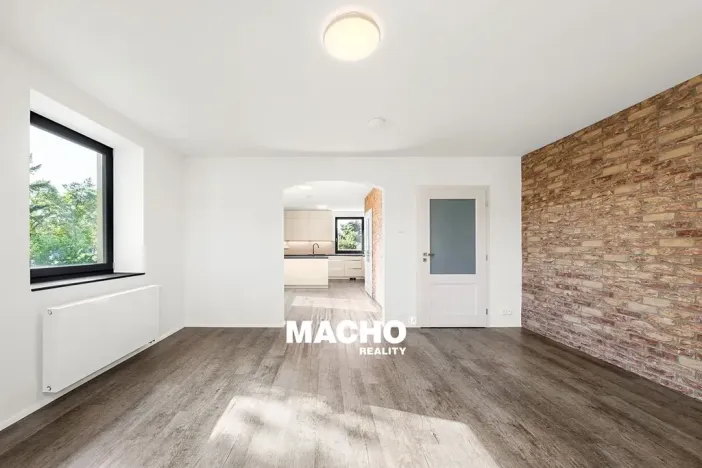 Pronájem rodinného domu, Kosoř, Školská, 380 m2