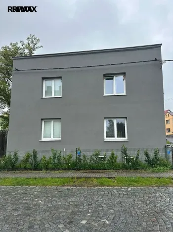 Prodej rodinného domu, Hrob, 158 m2