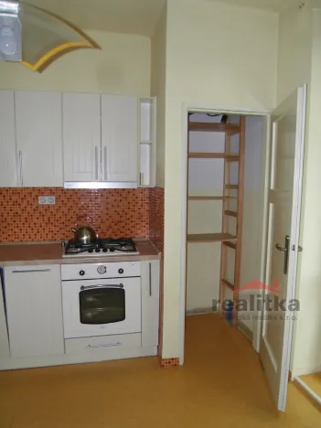 Pronájem bytu 2+1, Opava - Město, Praskova, 80 m2