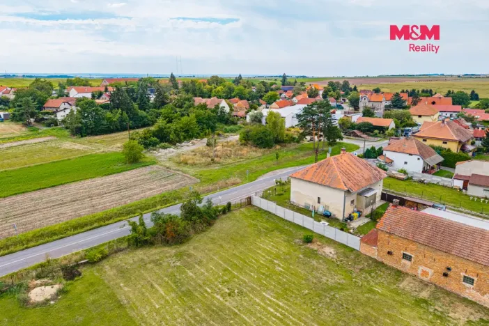 Prodej pozemku pro bydlení, Hořany, 903 m2