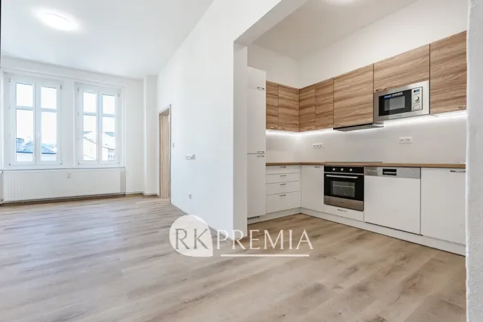 Pronájem bytu 2+kk, Teplice, 28. října, 47 m2