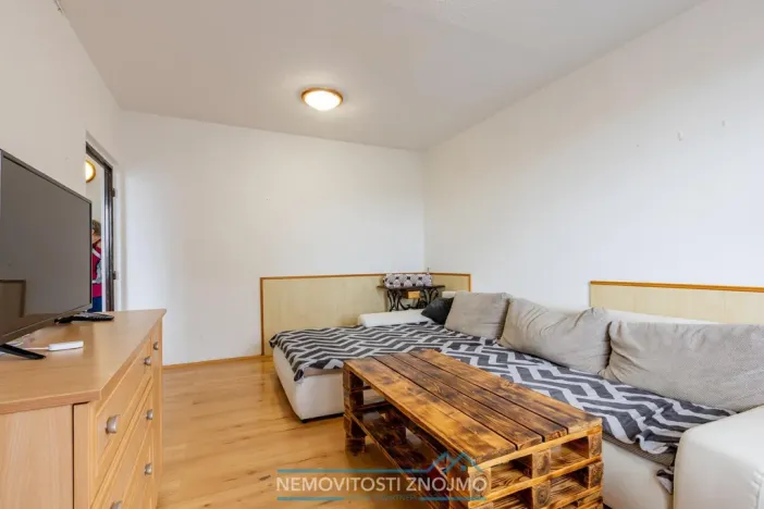 Pronájem bytu 2+1, Znojmo, Holandská, 56 m2