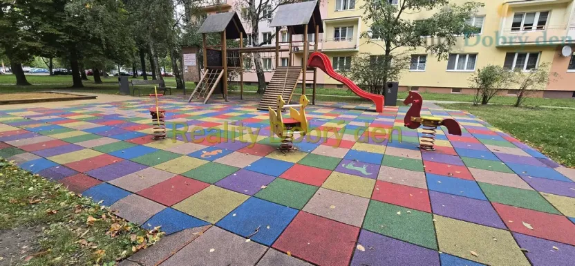 Prodej bytu 3+1, Opava, Olomoucká, 65 m2
