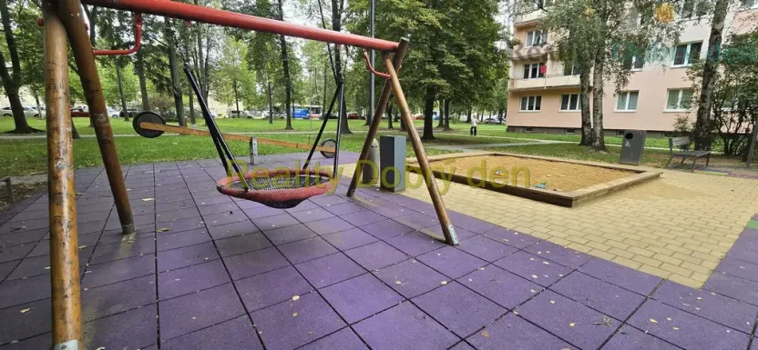 Prodej bytu 3+1, Opava, Olomoucká, 65 m2