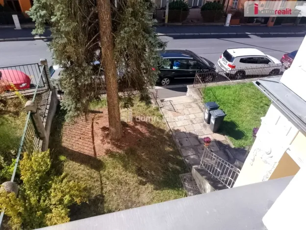 Pronájem bytu 1+1, Karlovy Vary, Na Vyhlídce, 39 m2