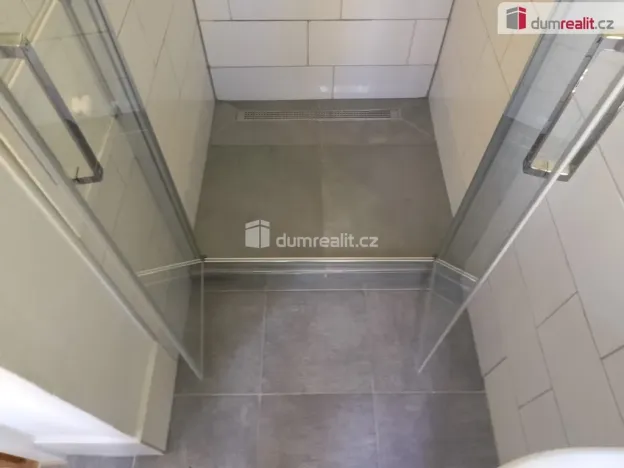 Pronájem bytu 1+1, Karlovy Vary, Na Vyhlídce, 39 m2