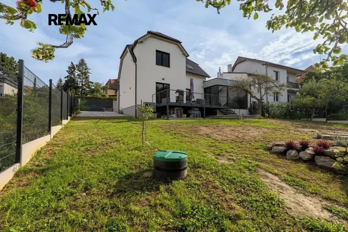 Pronájem bytu 5+kk, Říčany, Táborská, 199 m2