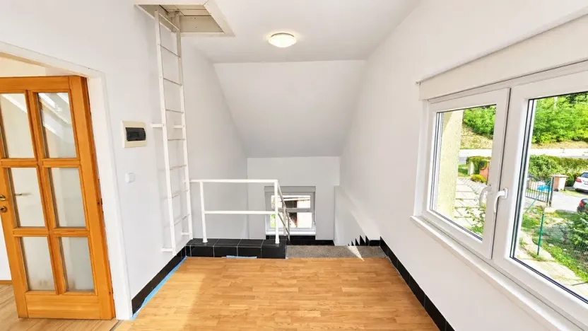 Pronájem bytu 5+1, Králův Dvůr - Zahořany, Jungmannova, 126 m2
