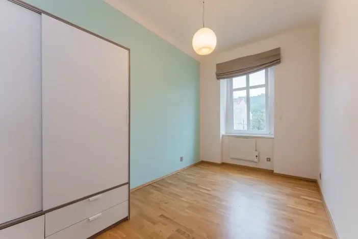 Pronájem bytu 2+kk, Praha - Smíchov, Holečkova, 38 m2