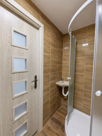 Pronájem bytu 1+kk, Chodov, náměstí 9. května, 20 m2