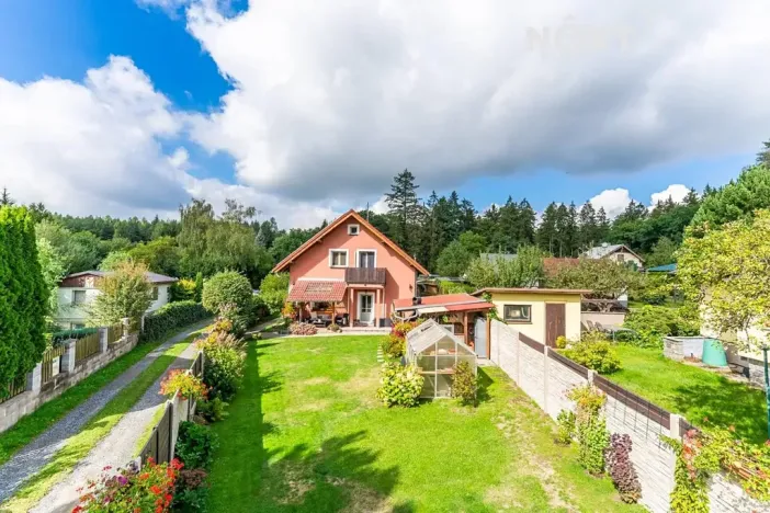 Prodej rodinného domu, Mukařov, Pod hrází, 180 m2