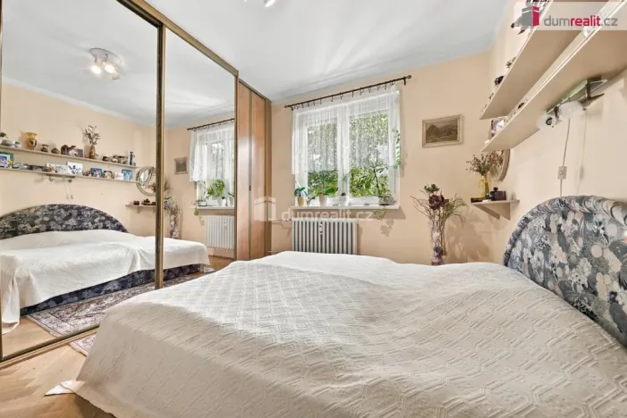 Prodej bytu 2+1, Karlovy Vary - Drahovice, Anglická, 59 m2