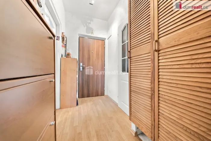 Prodej bytu 2+1, Karlovy Vary - Drahovice, Anglická, 59 m2