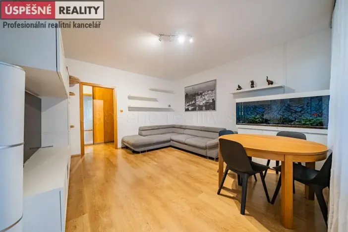 Prodej bytu 3+1, Praha - Hlubočepy, Högerova, 84 m2