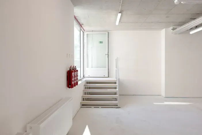 Prodej obchodního prostoru, Praha - Modřany, Kolmanova, 135 m2