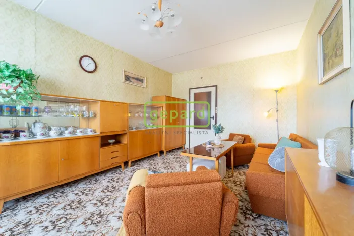 Prodej bytu 3+1, Strakonice - Přední Ptákovice, Povážská, 64 m2