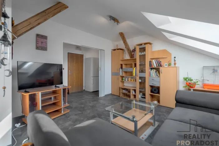 Prodej bytu 2+kk, Ivančice, Tovární, 53 m2