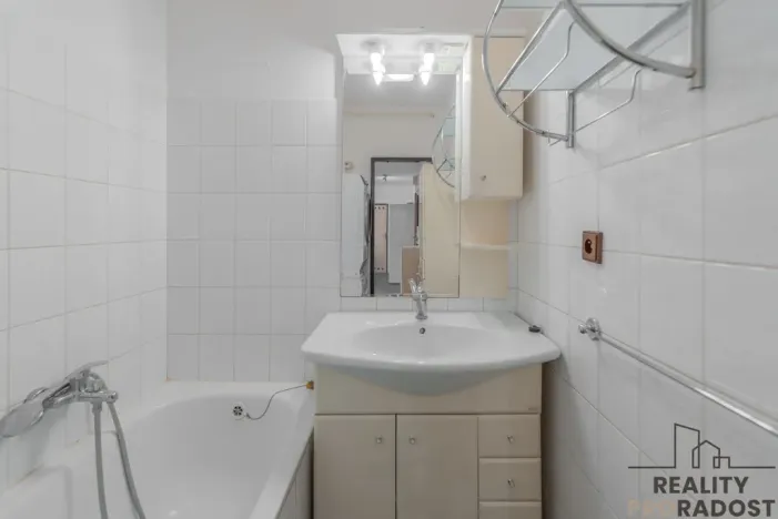 Prodej bytu 2+kk, Ivančice, Tovární, 53 m2