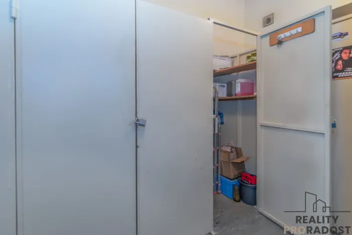 Prodej bytu 2+kk, Ivančice, Tovární, 53 m2