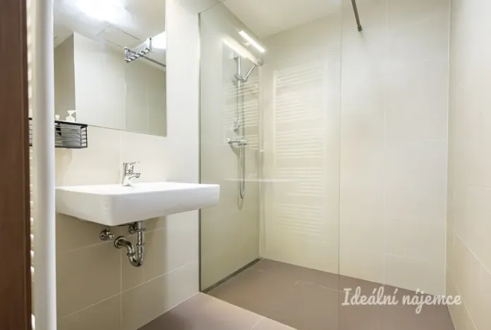 Pronájem bytu 2+kk, Praha - Žižkov, Hartigova, 44 m2