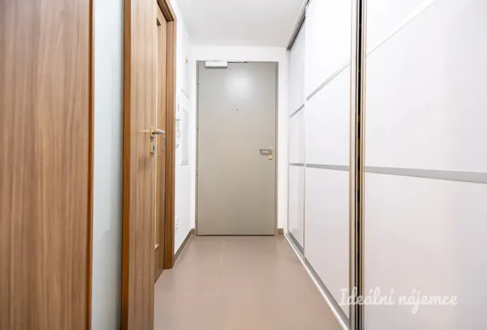 Pronájem bytu 2+kk, Praha - Žižkov, Hartigova, 44 m2