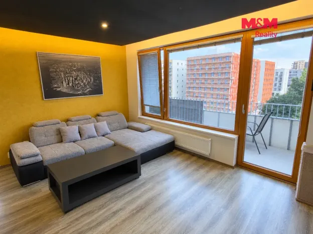 Pronájem bytu 2+kk, Praha - Hloubětín, Modrého, 55 m2