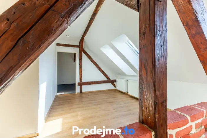 Prodej atypického bytu, Znojmo, 17. listopadu, 77 m2