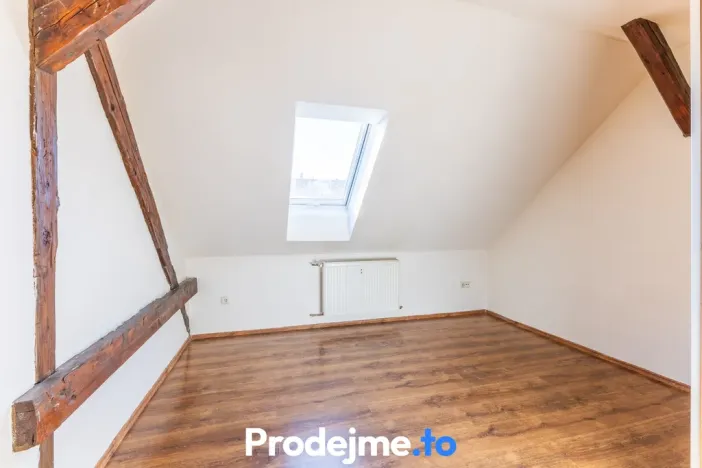 Prodej atypického bytu, Znojmo, 17. listopadu, 77 m2