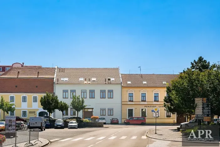Pronájem bytu 2+1, Strážnice, náměstí Svobody, 58 m2