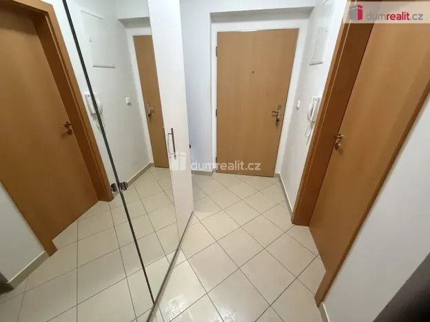 Pronájem bytu 1+kk, Praha - Letňany, Pavla Beneše, 39 m2
