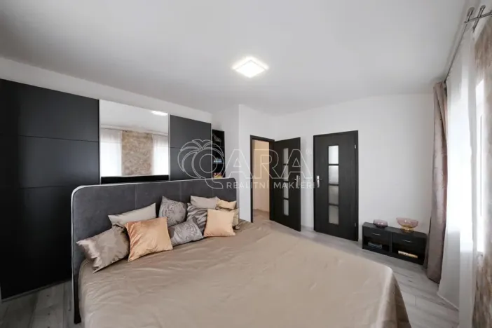 Pronájem rodinného domu, Nelahozeves - Lešany, V Cihelnách, 124 m2