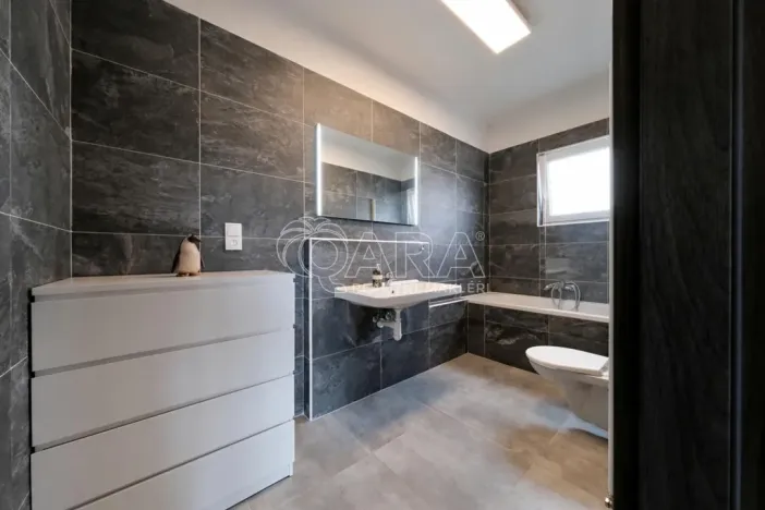 Pronájem rodinného domu, Nelahozeves - Lešany, V Cihelnách, 124 m2