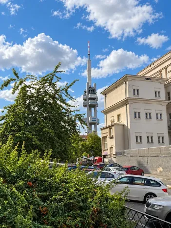 Pronájem bytu 2+kk, Praha - Žižkov, Křišťanova, 58 m2