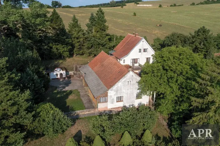 Prodej zemědělské usedlosti, Nezdenice, 275 m2