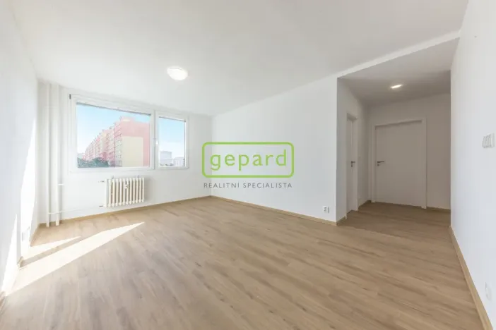 Pronájem bytu 3+kk, Praha, Řešovská, 56 m2