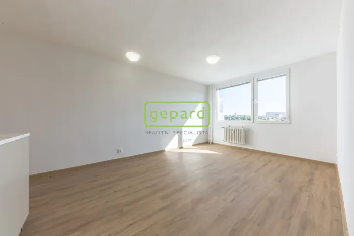 Pronájem bytu 3+kk, Praha, Řešovská, 56 m2