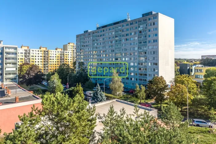 Pronájem bytu 3+kk, Praha, Řešovská, 56 m2