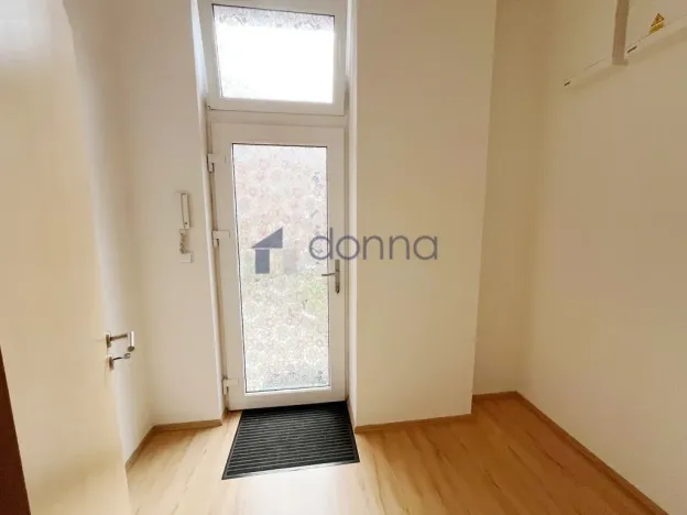 Pronájem bytu 2+kk, Praha, U Kamýku, 55 m2