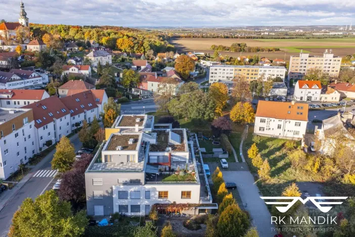 Prodej obchodního prostoru, Odolena Voda, K Cukrovaru, 90 m2