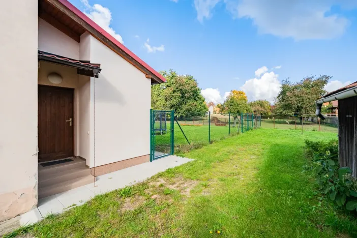 Prodej činžovního domu, Chlumec nad Cidlinou - Chlumec nad Cidlinou I, Klicperovo náměstí, 700 m2
