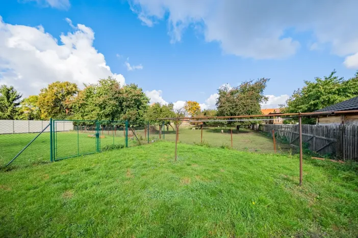 Prodej činžovního domu, Chlumec nad Cidlinou - Chlumec nad Cidlinou I, Klicperovo náměstí, 700 m2