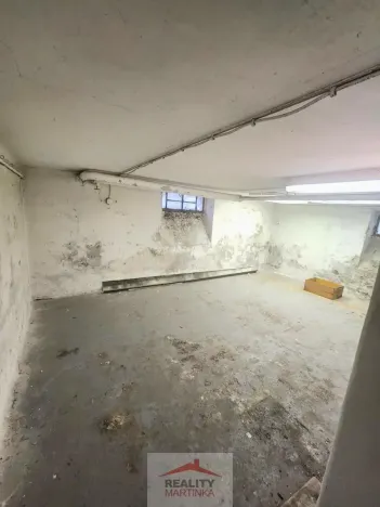 Pronájem skladu, Valašské Meziříčí, Poláškova, 24 m2
