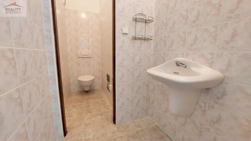 Pronájem skladu, Valašské Meziříčí, Šafaříkova, 143 m2