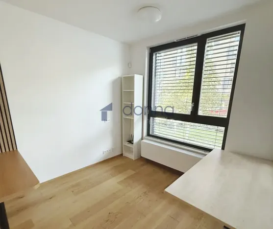 Pronájem bytu 1+kk, Praha, Vladimíra Kobranova, 39 m2