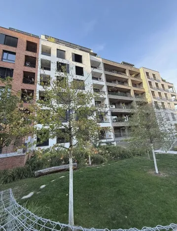 Pronájem bytu 1+kk, Praha, Vladimíra Kobranova, 39 m2